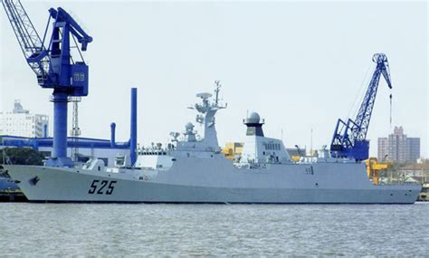 图文：已经涂上舷号的530号054A级新型护卫舰_新浪军事_新浪网