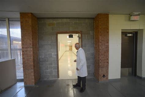 GALLERY: A look inside a prison medical facility