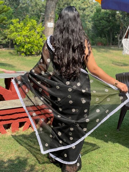 Hand Embroidered Phulkari Saree – Just Phulkari