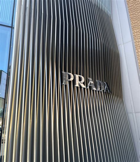 The History of Prada - GLAM OBSERVER