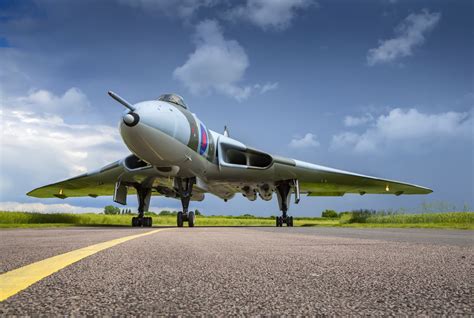 Vulcan, Bomber, V-bomber, RAF, 8K, Avro Vulcan, Royal air force, The ...