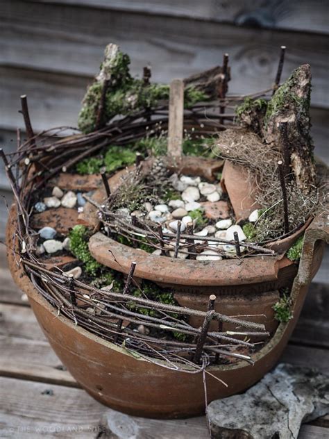 How to Make Broken Pot Fairy Garden | The Woodland Wife