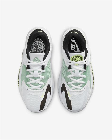 Giannis Freak 4 Older Kids' Basketball Shoes. Nike IN