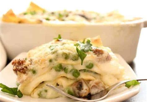 Homemade Creamy White Sauce Lasagna
