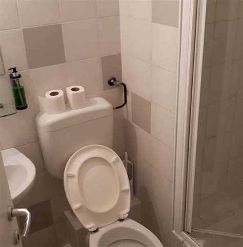 ROOMS KAMPUS (Split) - Hostel Reviews, Photos, Rate Comparison ...