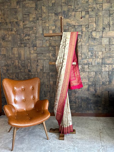 Cream Wine Woven Kalamkari Art Silk Saree with Zari Work – House of Vardha