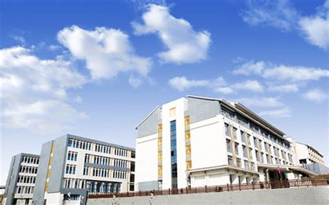 广西城市职业大学打造智慧校园，首个5G校园 - 知乎