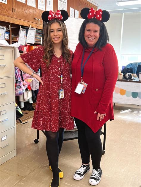 Easy and School-Appropriate Halloween Costumes for Teachers.