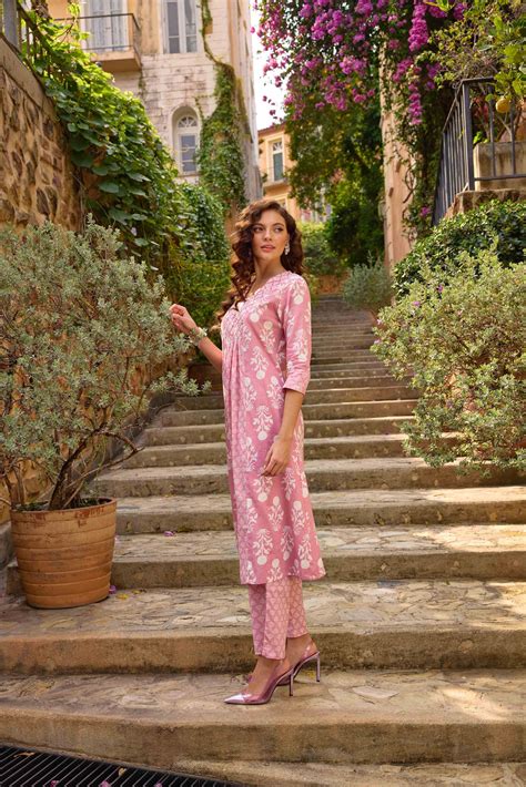 Neerus Pink Printed Straight Kurta and Trousers – Neerus India