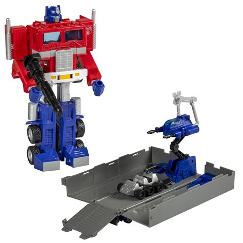 Transformers: 40th Anniversary Optimus Prime Action Figure, Retro G1 ...