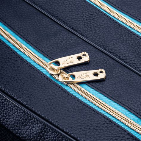 Hundred Prism Pack Kit Bag | Hundred India