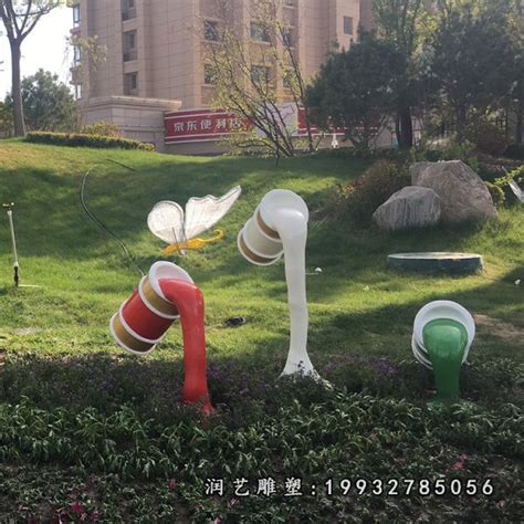 城市公园玻璃钢景观油漆桶雕塑-河北润艺雕塑