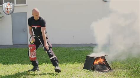 Image result for Utilisation Extincteur