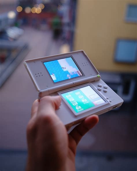 Nintendo DS Lite掌機技術規格 - 掌機圈