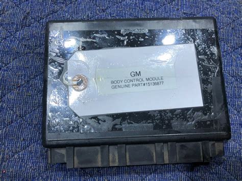 Body Control Module 2005 Sierra 的图像结果