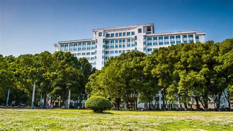 武汉大学第一教学楼 | 中工武大 - 景观网