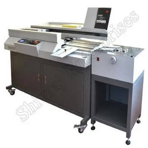 Rezultat imagine pentru Book Creasing Machine