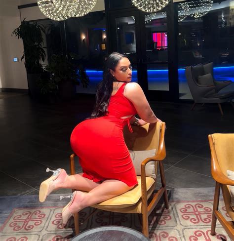 Selene Castle | If I’m Too Much… go find less. | Instagram