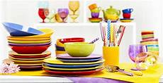 piatti e bicchieri di plastica piatti di plastica colorati per e picnic dalani e piatti e bicchieri di plastica piatti di plastica colorati per e picnic dalani e
