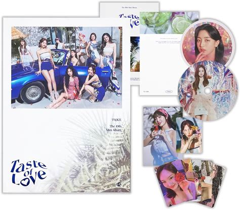Amazon.com: TWICE - 10º mini álbum [Taste of Love] (sabor a amor) cubierta + funda + libro de ...