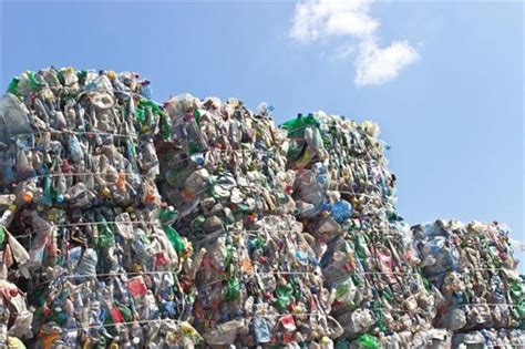 中國正式封殺24類洋垃圾 整個歐美慌了 德國如今也慘遭垃圾山堆積 - 每日頭條