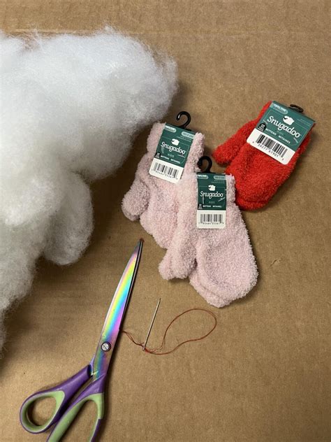 Dollar Tree Using Mittens Craft 的图像结果