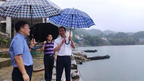 柳州市副市长朱富庭到融水调研检查落久水利枢纽工程并开展巡河_工作