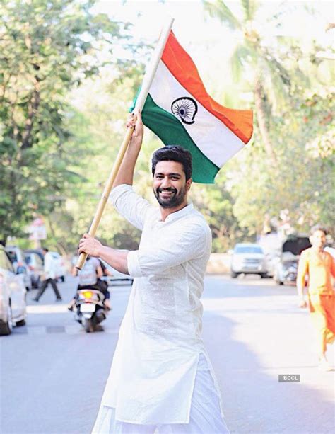 Bollywood celebs wish Happy Independence Day to the nation ...