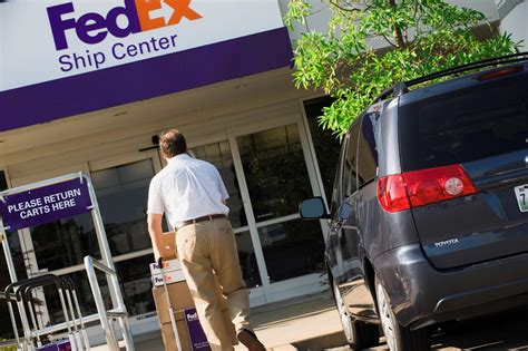 FedEx Ship Center, 5200 W Greens Rd, Houston, TX 77066, US - MapQuest