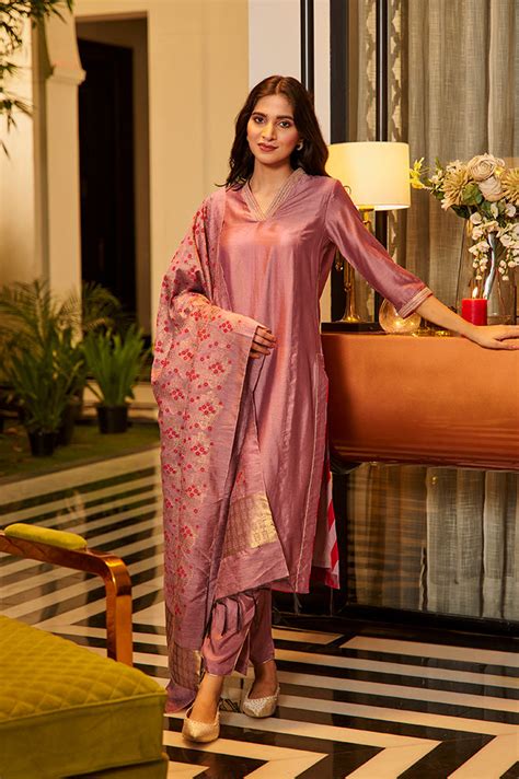 Buy Orchid Pink Embellished Kurta, Pants And Jacquard Dupatta Set ...