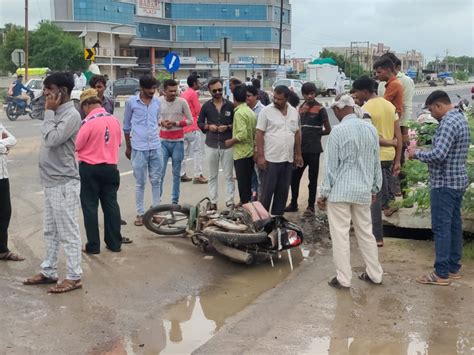 A young man who was going home from bricklaying in Harij was hit by an ...