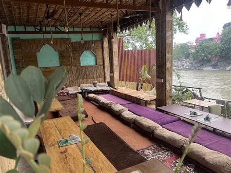 15 Best Cafes in Rishikesh: Stunning Views and Delicious Retreats