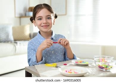 Kids Jewelry Making 的图像结果