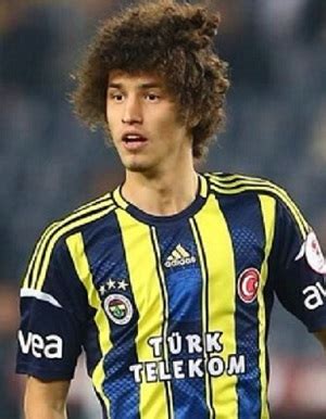 Salih Uçan Kimdir, Hayatı ve Resimleri