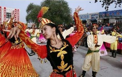 醉美新疆――能歌善舞的新疆人
