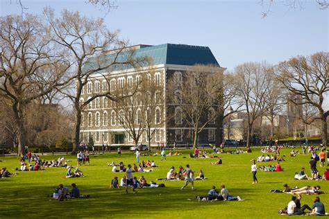 Fordham University: Acceptance Rate, SAT/ACT Scores, GPA