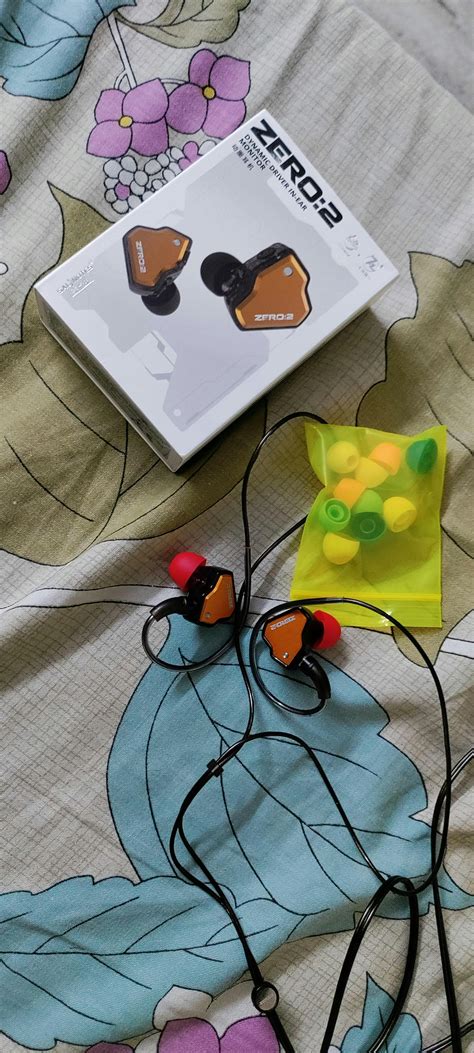 7HZ x Crinacle Zero: 2 10mm Dynamic Driver In-Ear Monitor