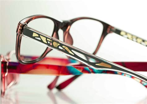 流行材质-今年流行的眼镜框_眼镜架什么材质好_什么眼镜框最好-宝岛眼镜