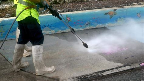 City of Bradenton obeys FDOT order to remove pavement art | Bradenton ...