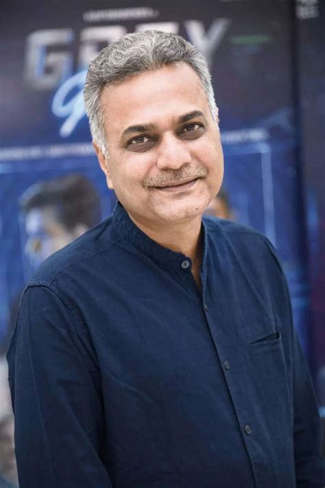 Grey Games highlights the thin line between reality and the virtual ...