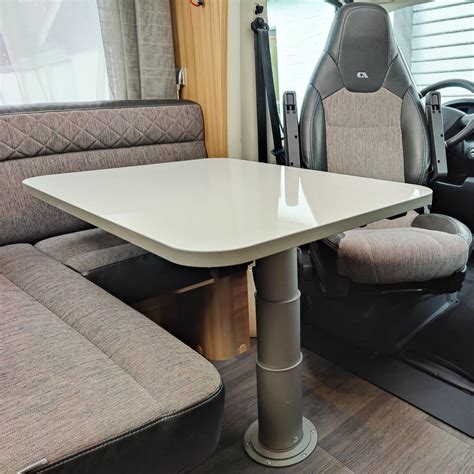 Plateaux de table de camping-car sur mesure