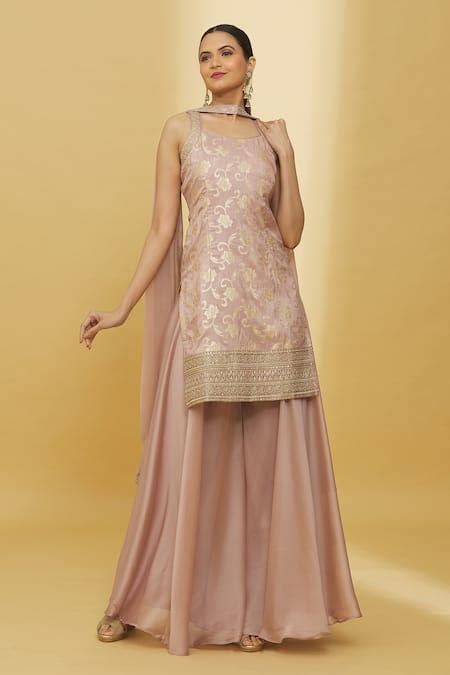 Buy Peach Silk, Georgette Embroidery, Sequins, Woven Rose Pattern Kurta ...