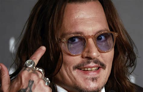 Johnny Depp luce irreconocible en el rodaje de su nueva película