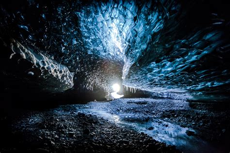 Photos: Iceland's incredible ice caves
