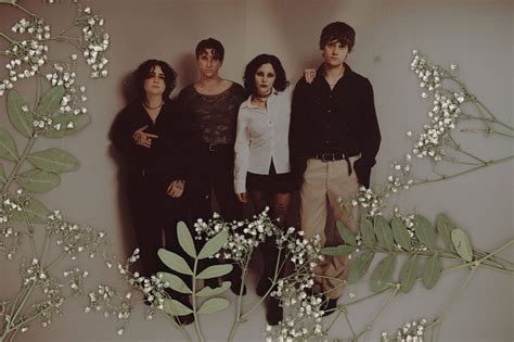 David Byrne and Robyn perform surprise duet at SNL 50th anniversary ...