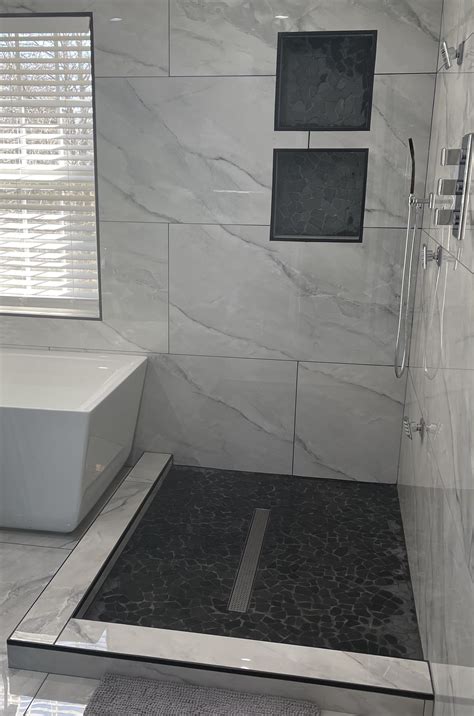 Nature Tumbled Lava Black Pebble Honed Mosaic Tile | Black tile ...