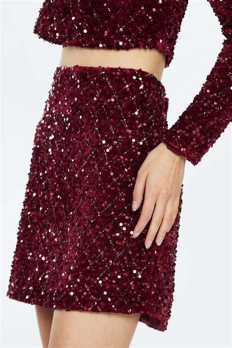 GLAMOROUS ΓΥΝΑΙΚΕΙΑ ΚΟΝΤΗ ΦΟΥΣΤΑ VELVET SEQUIN MINI SKIRT PORT RED ...