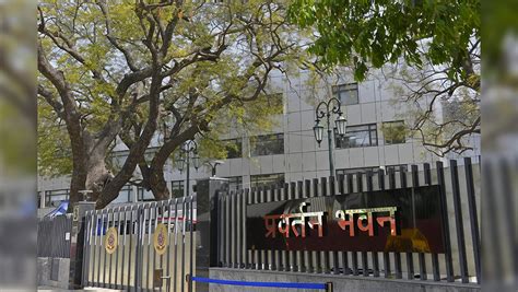 Rs 2,200-Crore Scam: Absconding Directors of SRS Group Named Fugitive ...