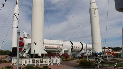 Kennedy Space Center: Worth the Hype? | Around the World in 80 Jobs