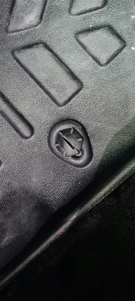 Retention Clips for Weathertech mats – Eagle Klaw